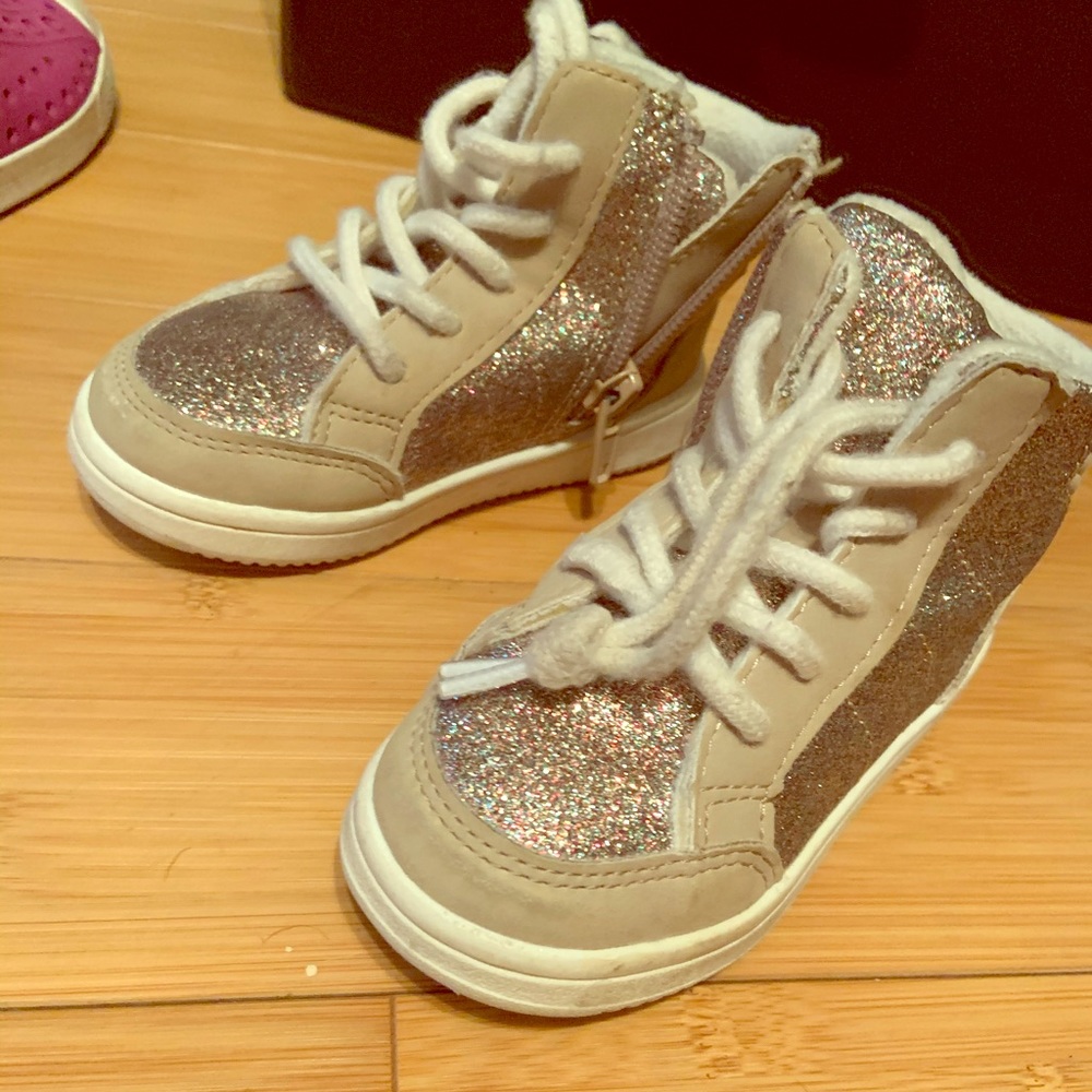 High top h&m gold sneakers